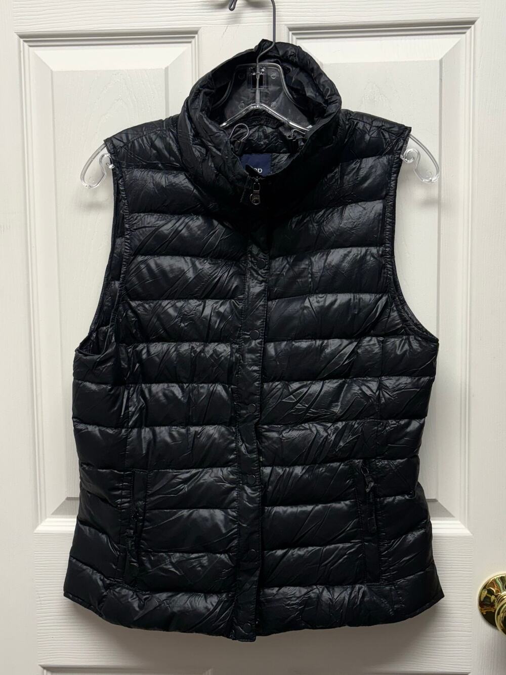 Gap Vest Down Puffer Black Quilted Winter Warmth Basic Minimalist Layer Womens S